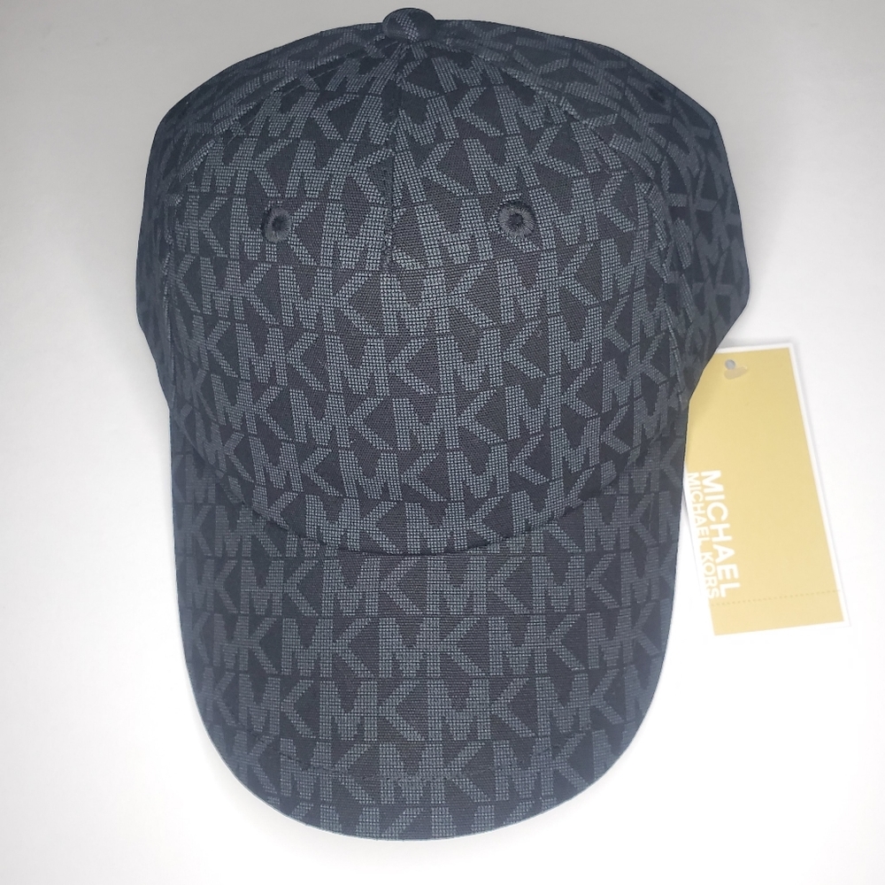 adjustable cap with magic closure.  one size, black.